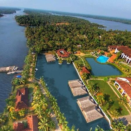 Plumeria Lake Resort & Spa Vayalār Екстериор снимка