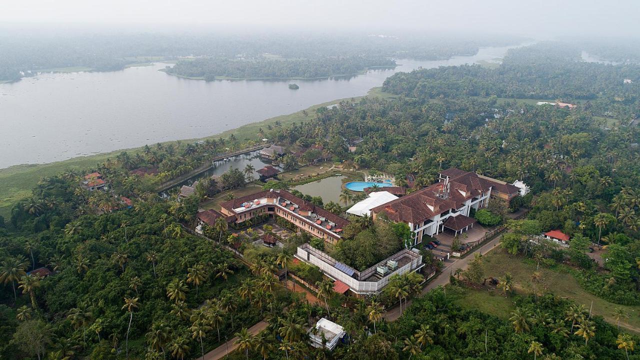 Plumeria Lake Resort & Spa Vayalār Екстериор снимка